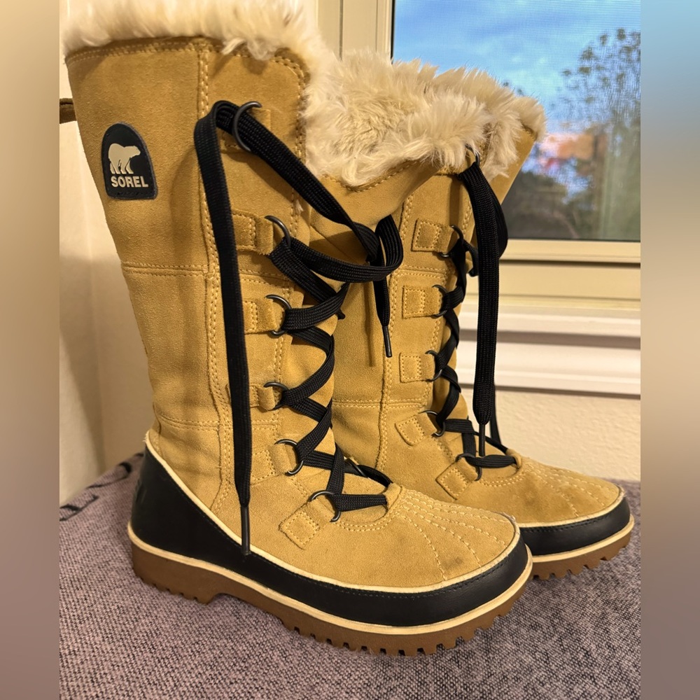Sorel Tivoli High II Boots